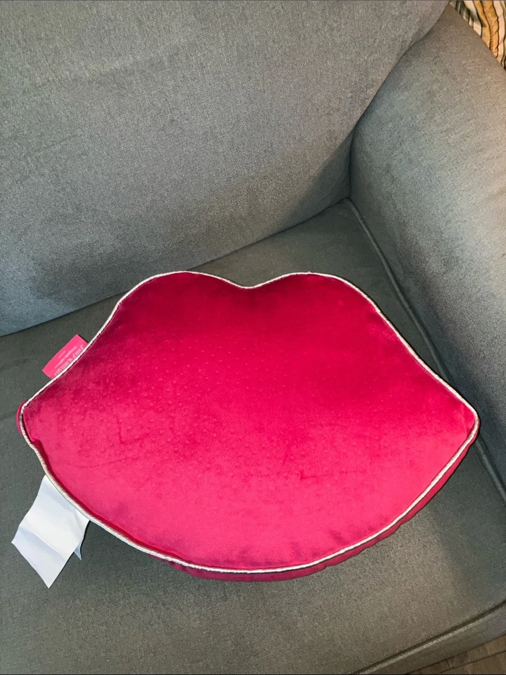 💋Juicy Couture BLING hot pink lips pillow viral kiss lips throw pillow NWT